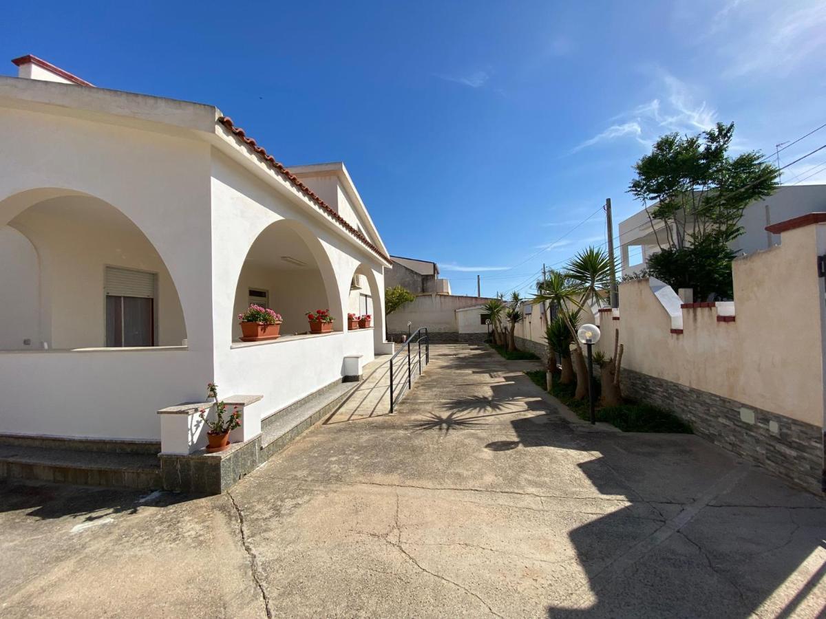 Casa Vacanze Marinella 马扎拉德尔瓦洛 外观 照片