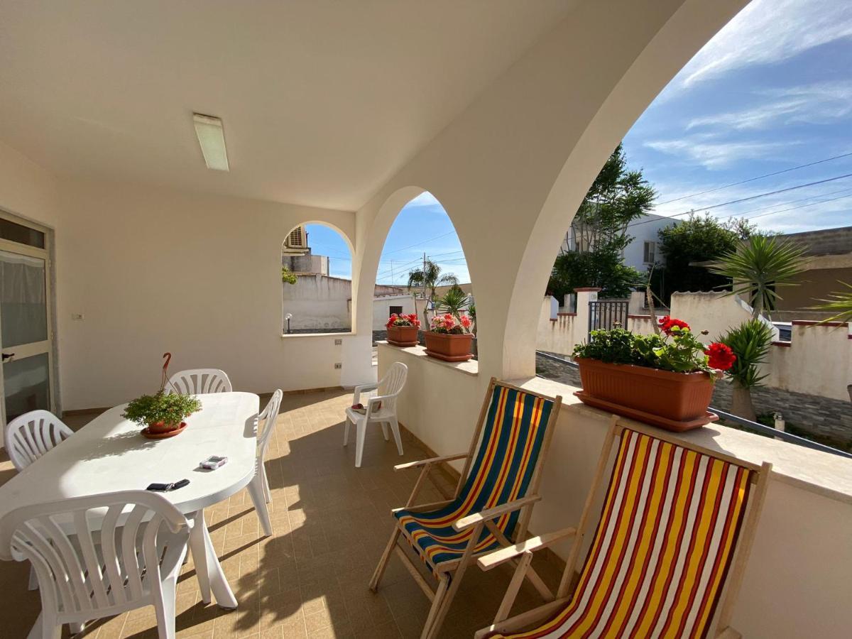 Casa Vacanze Marinella 马扎拉德尔瓦洛 外观 照片