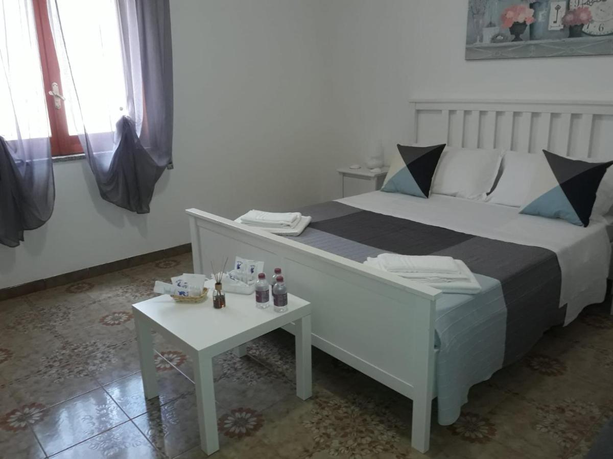Casa Vacanze Marinella 马扎拉德尔瓦洛 外观 照片